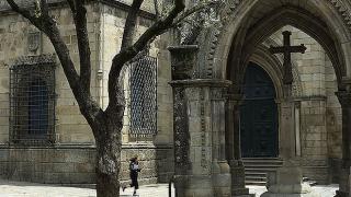 Largo Nossa Senhora da Oliveira
Lugar Guimarães
Foto: António Sá Largo Nossa Senhora da Oliveira
Lugar Guimarães
Foto: António Sá