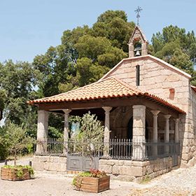 Ermida de Nossa Senhora do ValeLugar Cête - ParedesFoto: Rota do Românico