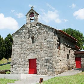 Igreja de São Mamede de Vila VerdeLugar Vila Verde - FelgueirasFoto: Rota do Românico